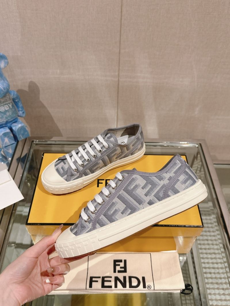 Fendi Low Shoes